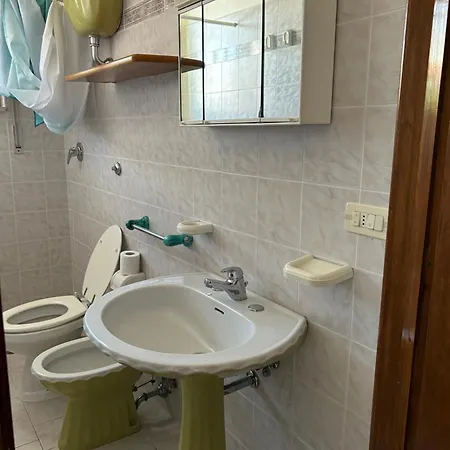 Bellavista Apartment *